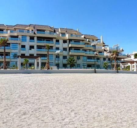 Marina Del Castillo, Duquesa Beachfront Apartment Манилва Екстериор снимка
